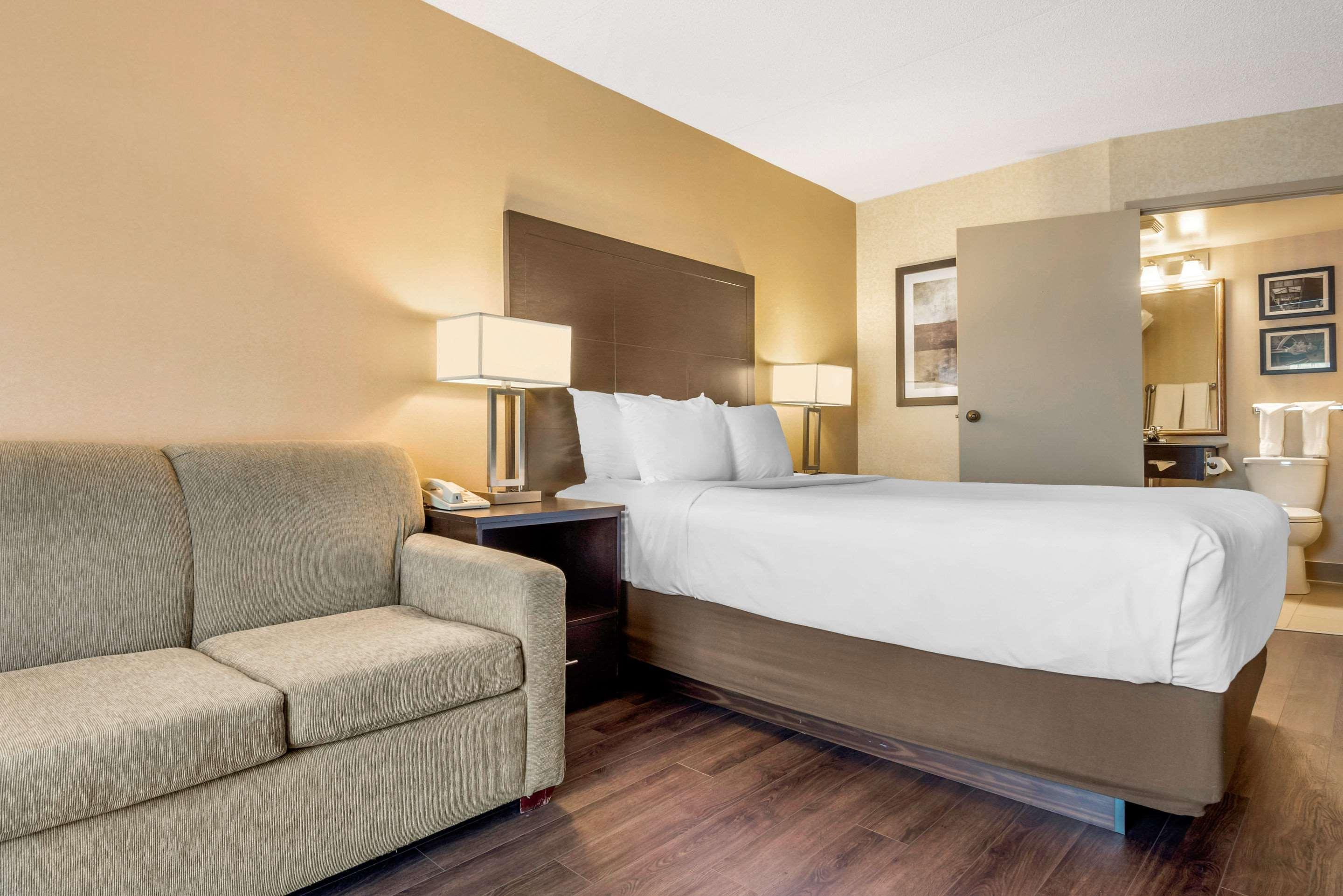 Comfort Inn Saint Thomas Exteriér fotografie