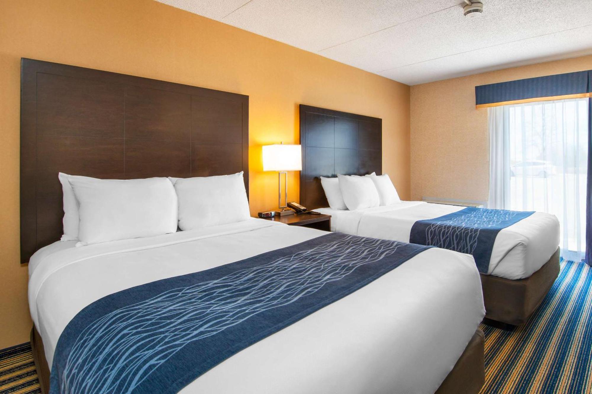 Comfort Inn Saint Thomas Exteriér fotografie