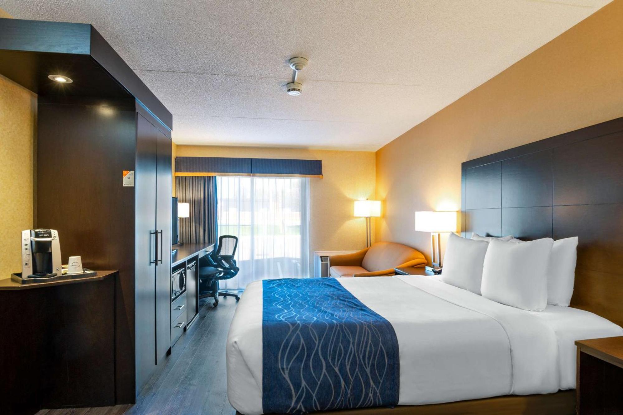 Comfort Inn Saint Thomas Exteriér fotografie
