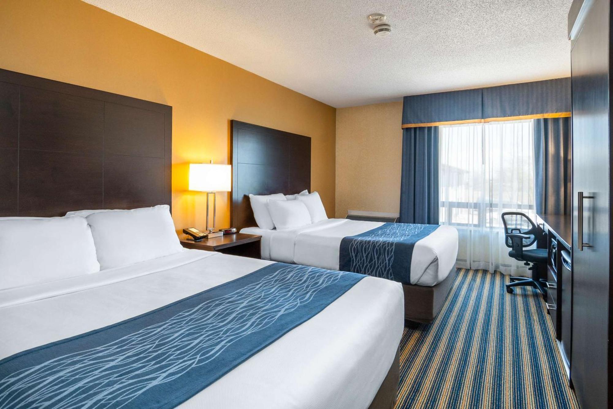 Comfort Inn Saint Thomas Exteriér fotografie